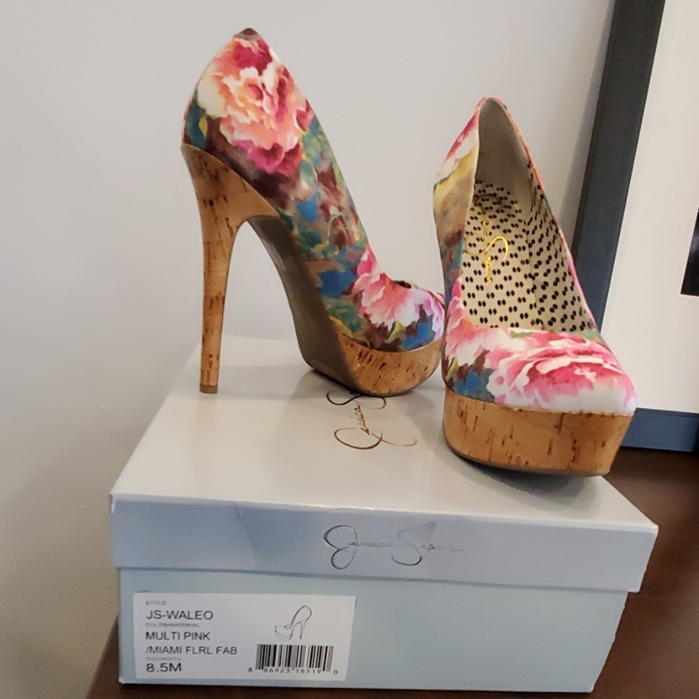 Jessica Simpson heels